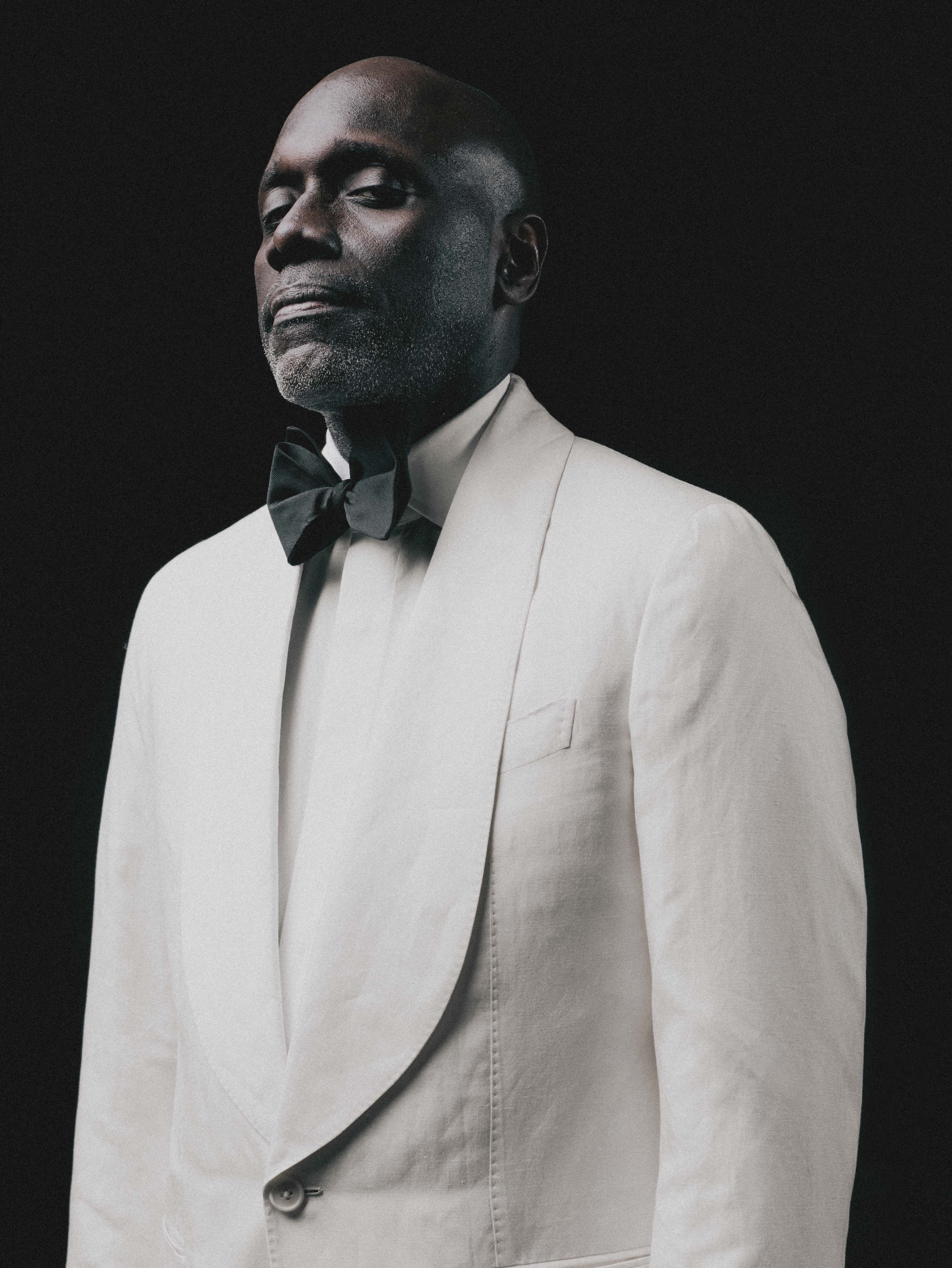 Spread Collar Shirt Cotton White Covered Placket
