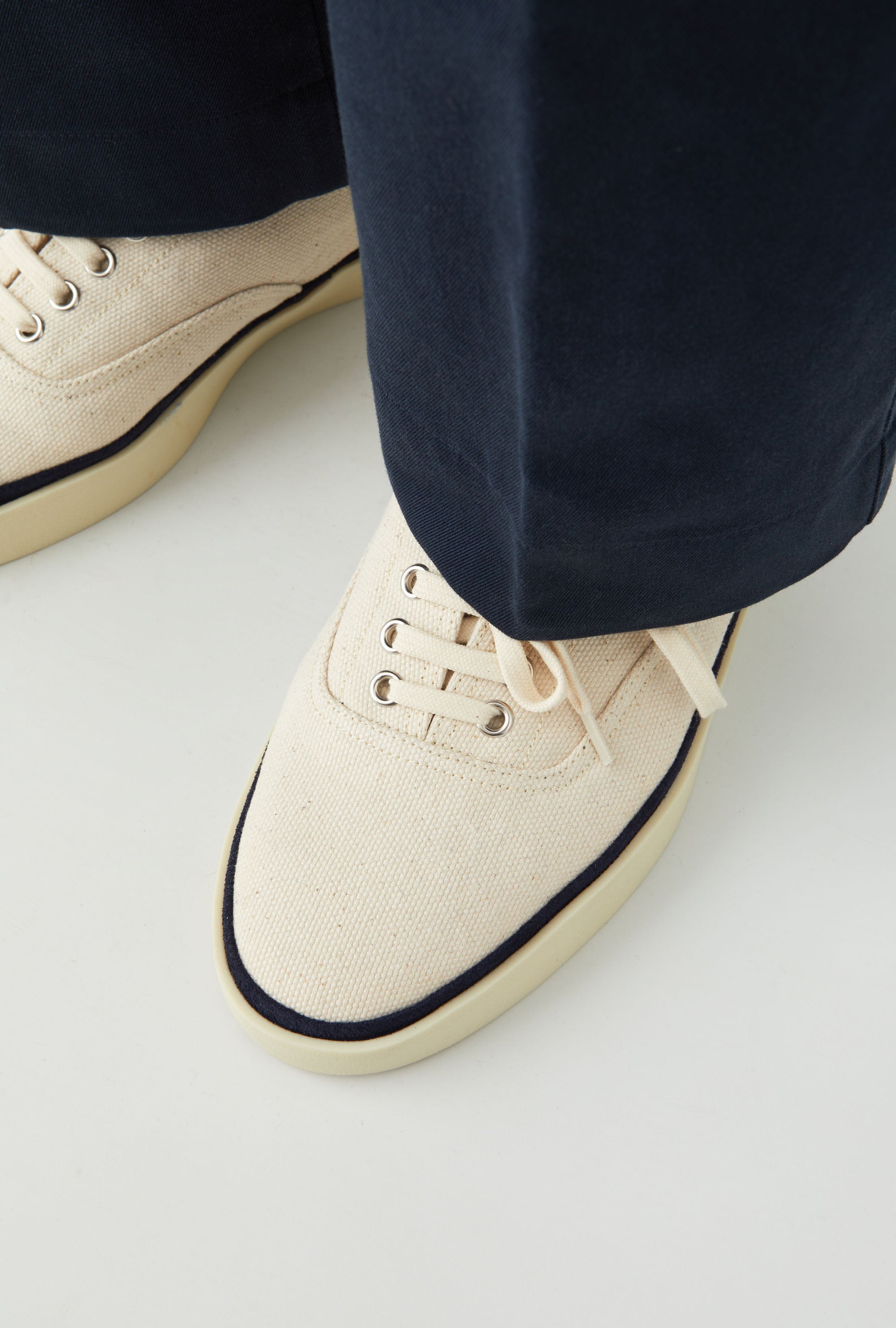 Deck Shoe Canvas Ecru